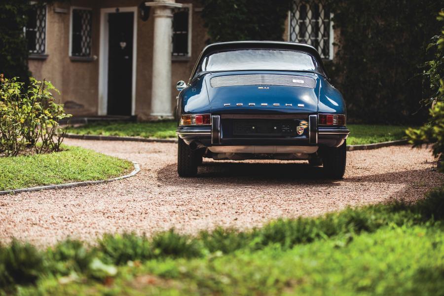  Porsche 911 2.0 Targa (901) 1966 года  (фото 11 из 24)